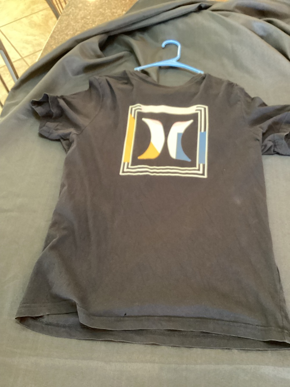 Hurley ,Black Tee with Yellow & Blue Logo,Size Large